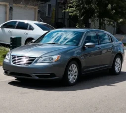2013 Chrysler 200